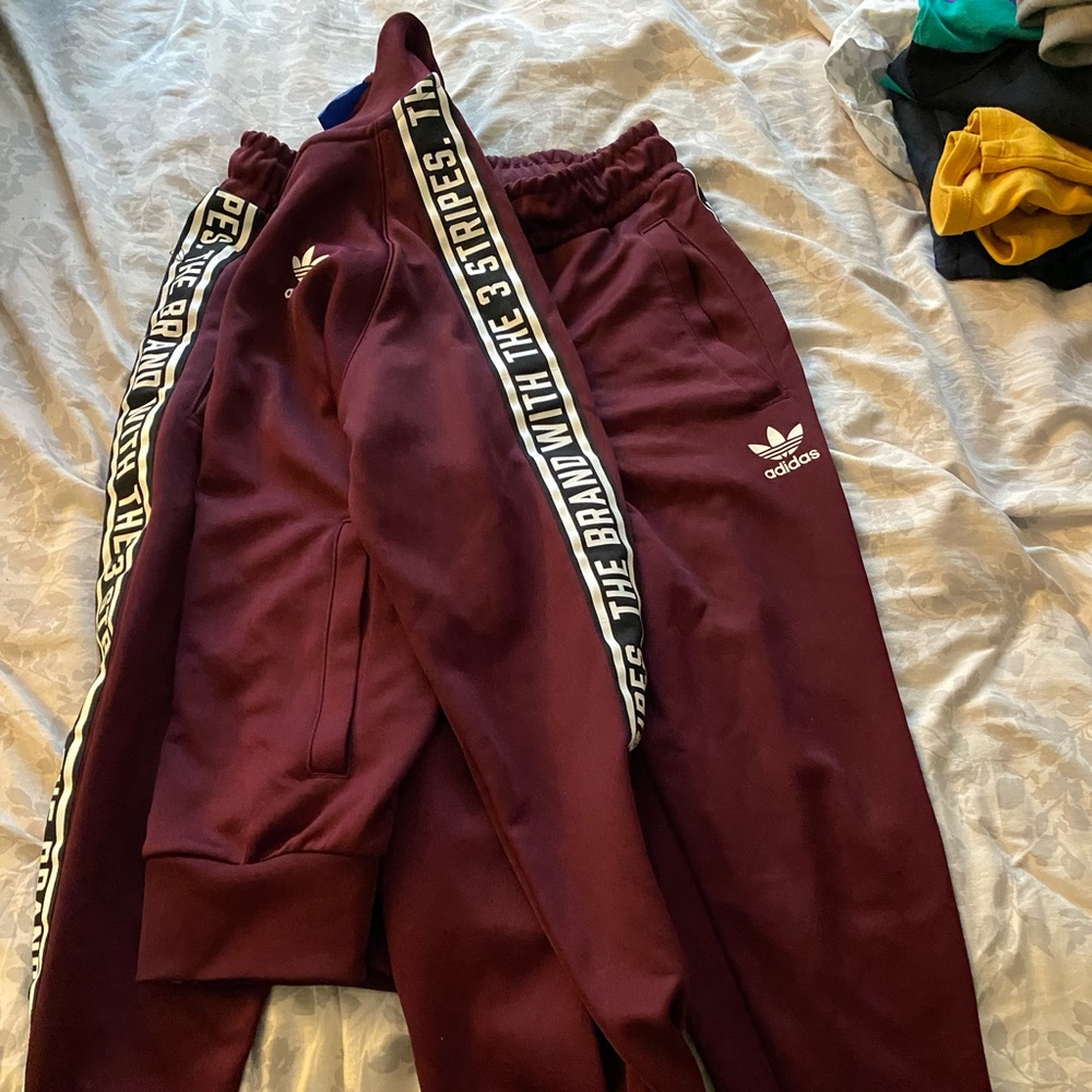 Mens s adidas burgundy tracksuit
